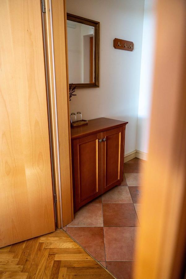 Lagoja B&B Trzin Екстериор снимка